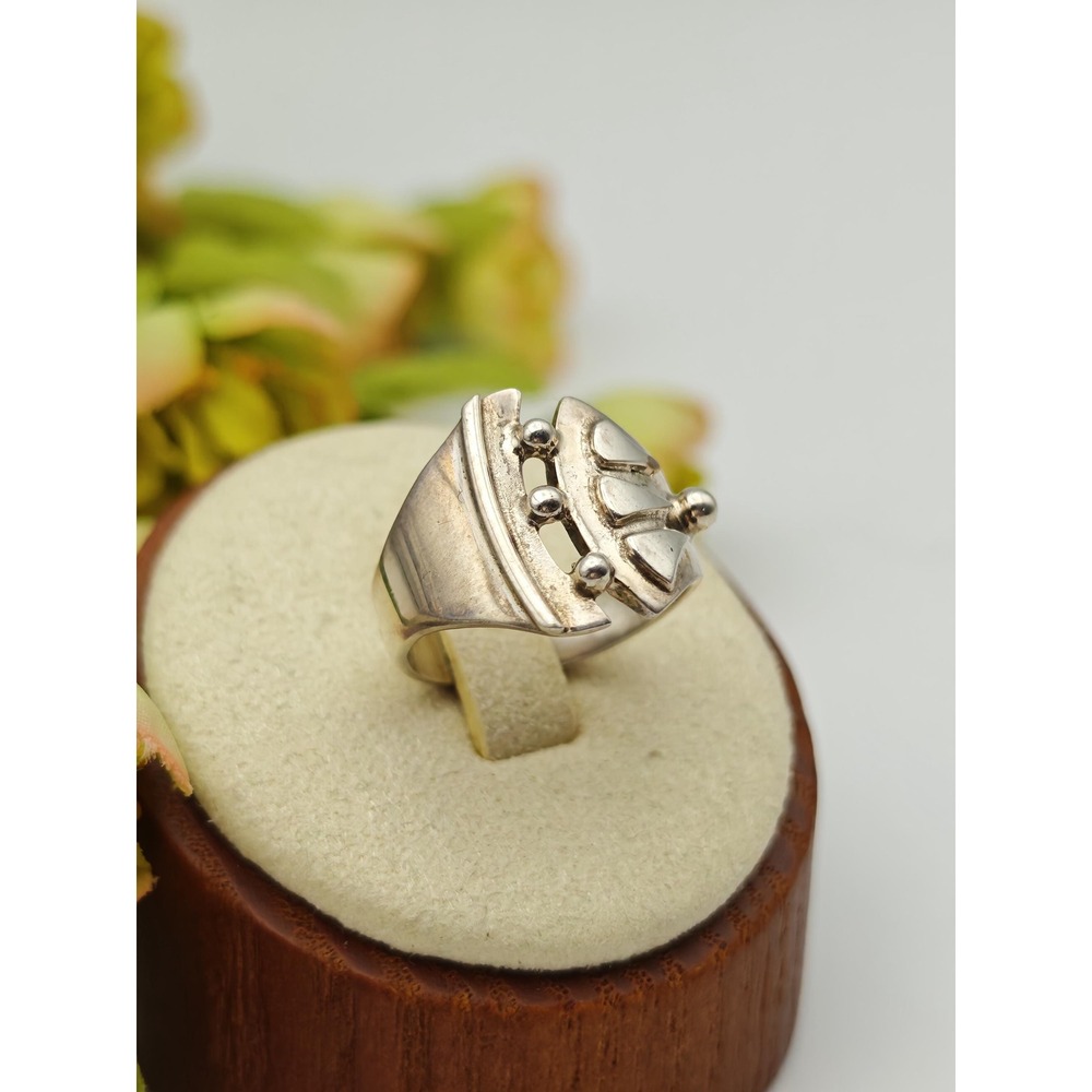 Modernist Artisan Sterling Silver Asymmetric Ring Womens Size 5 Silver MCM Boho